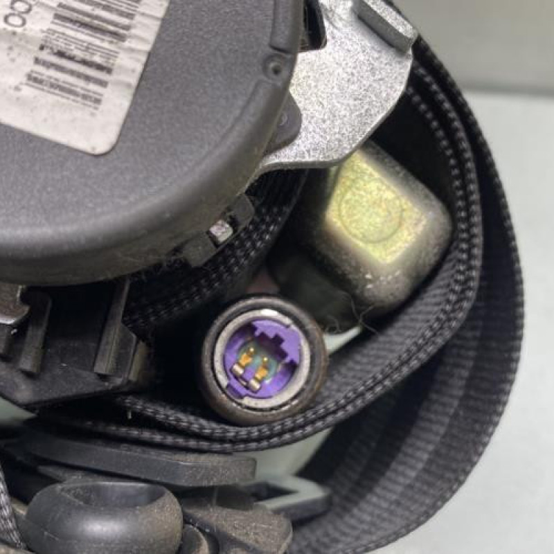 Pretensionneur de ceinture avant droit VOLKSWAGEN GOLF 5 Photo n°4