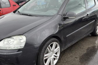 Pretensionneur de ceinture avant droit VOLKSWAGEN GOLF 5