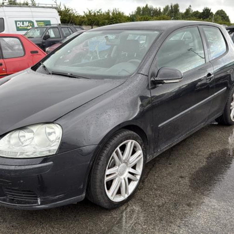 Pretensionneur de ceinture avant gauche VOLKSWAGEN GOLF 5 Photo n°5