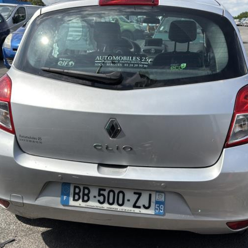 Anti brouillard droit (feux) RENAULT CLIO 3 Photo n°19