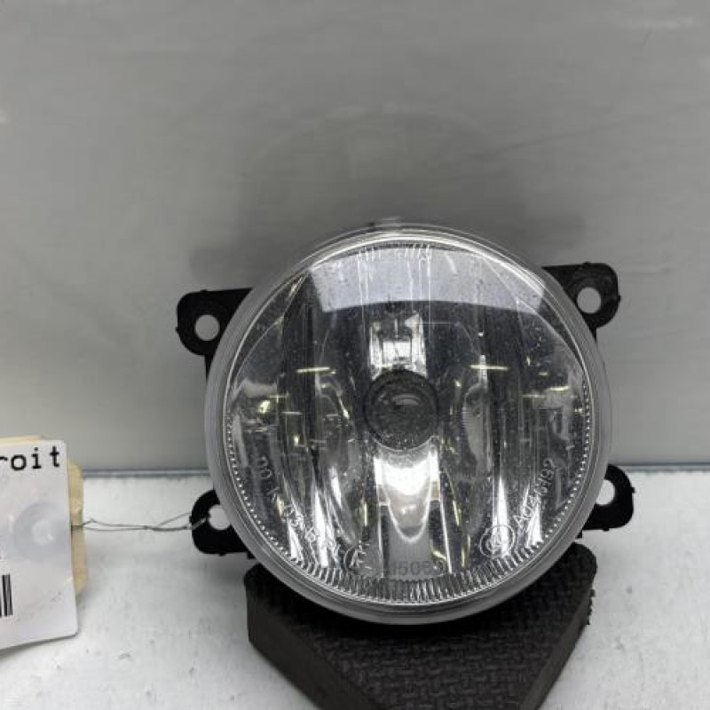 Anti brouillard droit (feux) PEUGEOT 208 1 Photo n°1