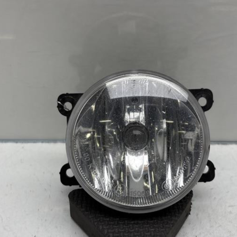 Anti brouillard gauche (feux) PEUGEOT 208 1 Photo n°1