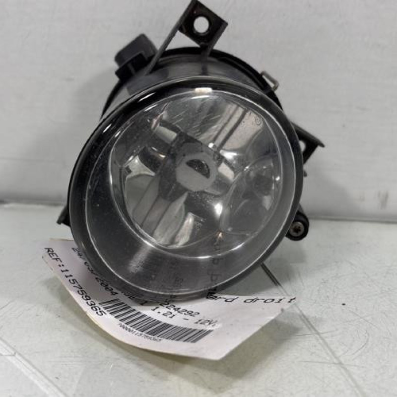 Anti brouillard droit (feux) VOLKSWAGEN POLO 4 Photo n°1