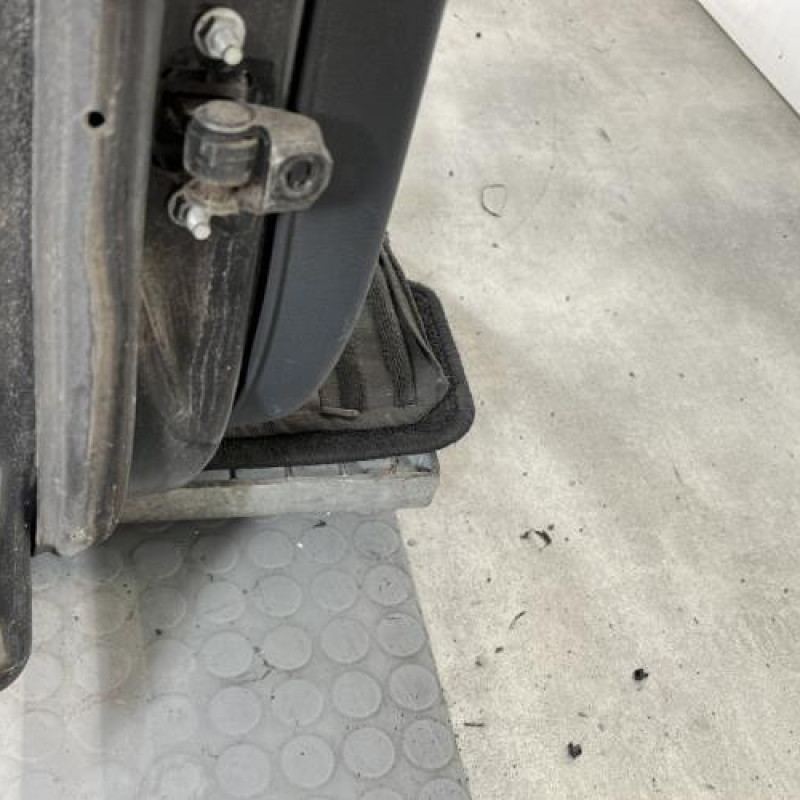 Porte arriere droit FORD FIESTA 6 Photo n°5