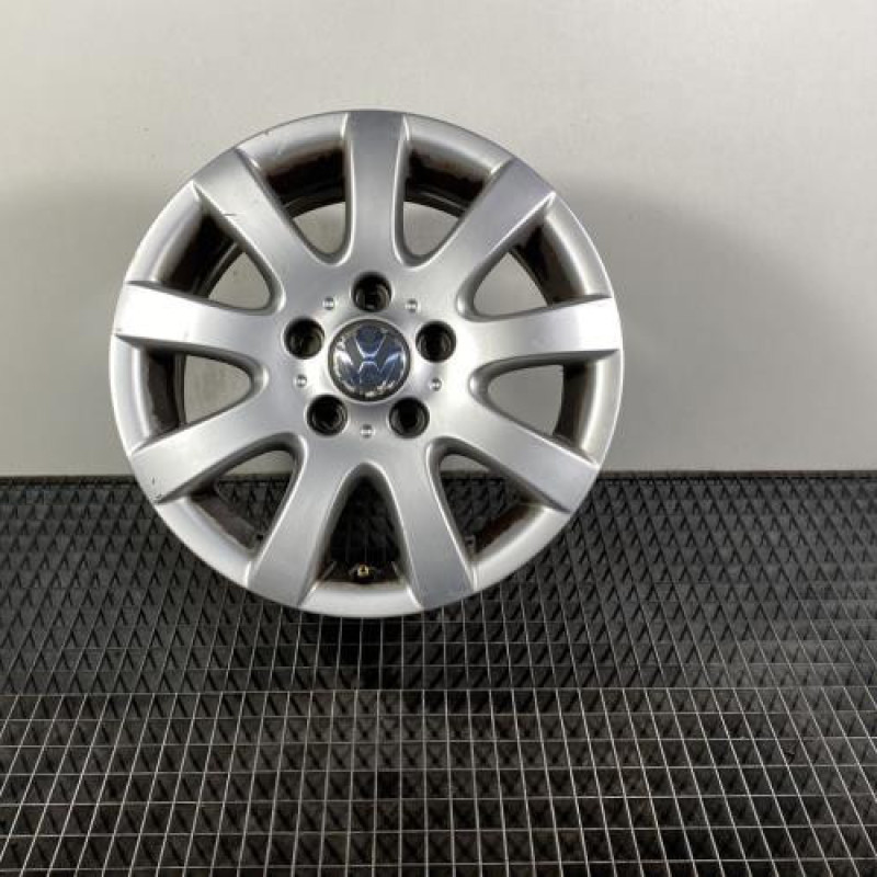 Jante VOLKSWAGEN GOLF 5 Photo n°1