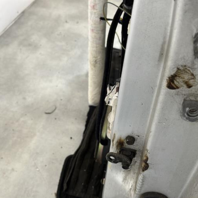 Porte avant gauche HYUNDAI GETZ Photo n°4