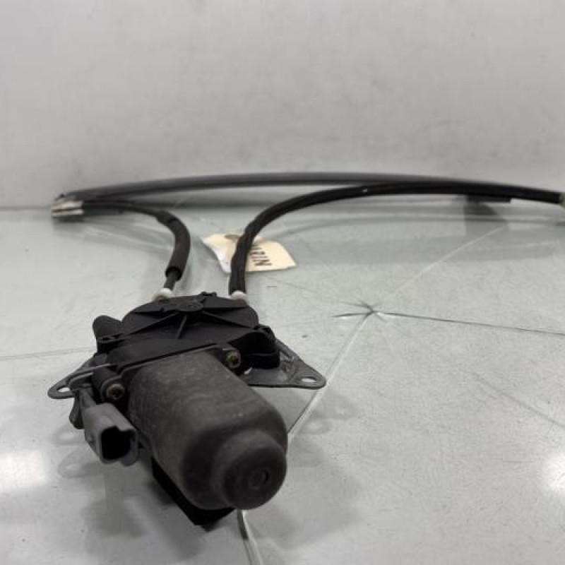 Leve vitre electrique avant gauche PEUGEOT 306 Photo n°3