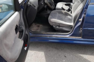 Leve vitre electrique avant gauche PEUGEOT 306