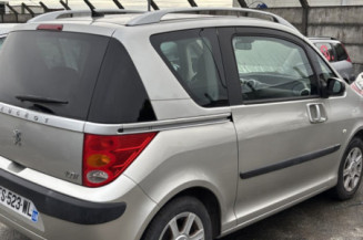 PEUGEOT 1007 1.4i - 8V