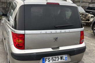 PEUGEOT 1007 1.4i - 8V