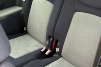 PEUGEOT 1007 1.4i - 8V