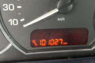 PEUGEOT 1007 1.4i - 8V