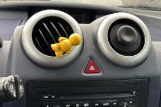 PEUGEOT 1007 1.4i - 8V