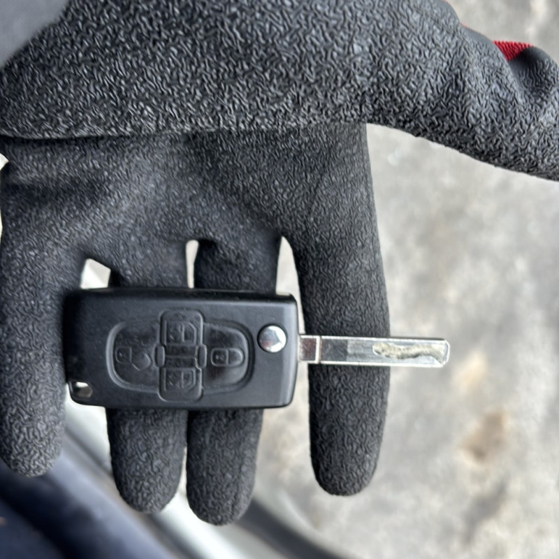 PEUGEOT 1007 1.4i - 8V Photo n°18