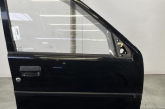 Porte avant droit PEUGEOT 106 Photo n°1