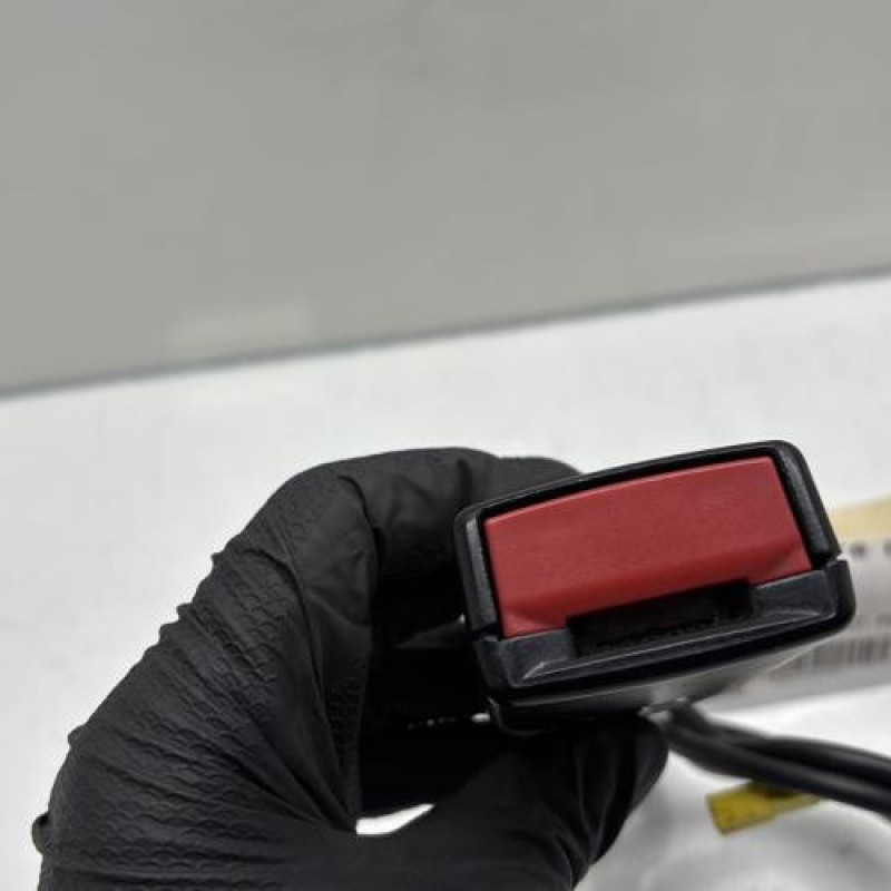 Attache ceinture avant droit MERCEDES CLASSE C 203 COUPE SPORT Photo n°4