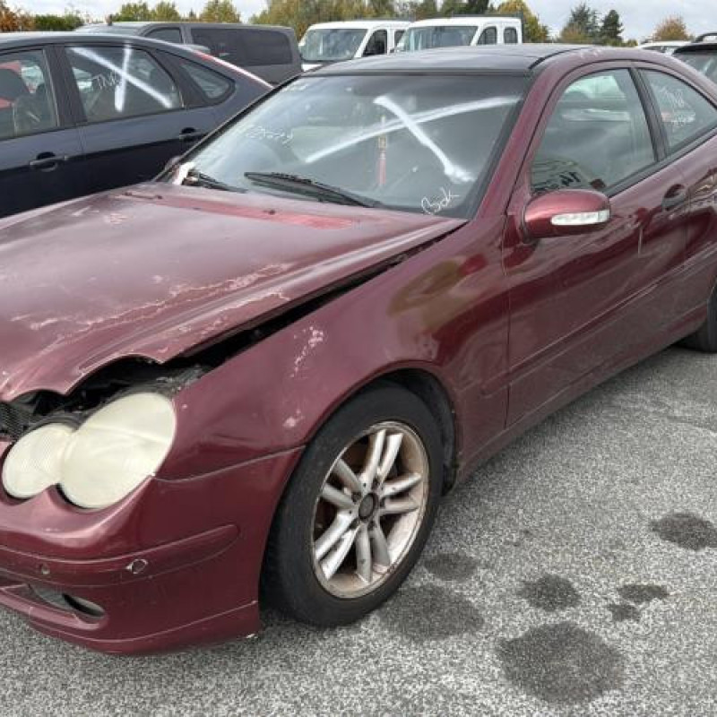 Attache ceinture avant droit MERCEDES CLASSE C 203 COUPE SPORT Photo n°7