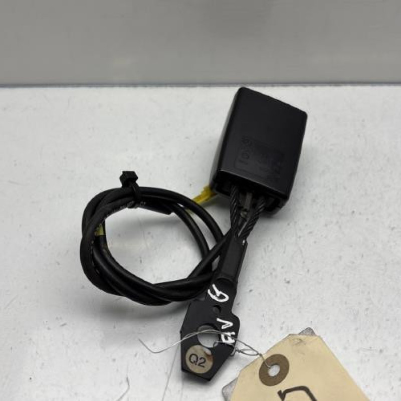 Attache ceinture avant gauche MERCEDES CLASSE C 203 COUPE SPORT Photo n°6