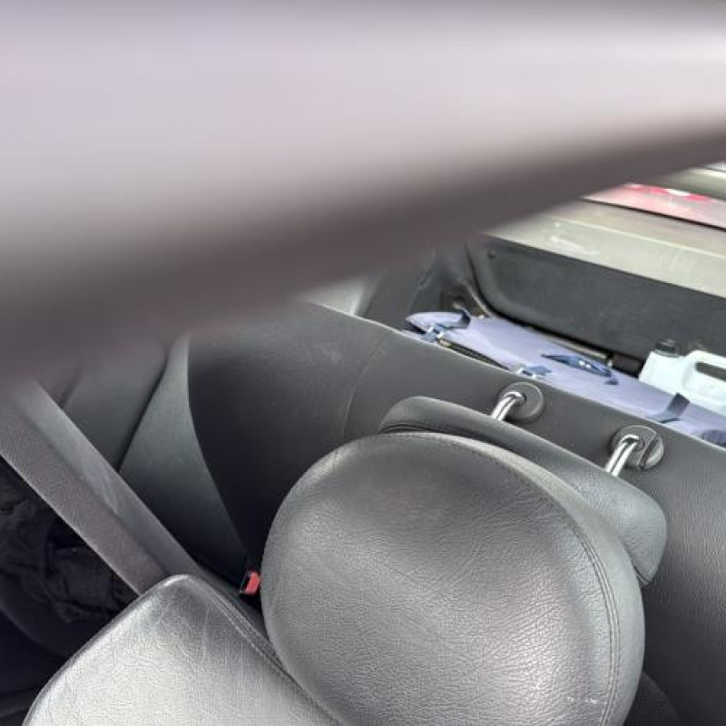 Attache ceinture avant gauche MERCEDES CLASSE C 203 COUPE SPORT Photo n°13