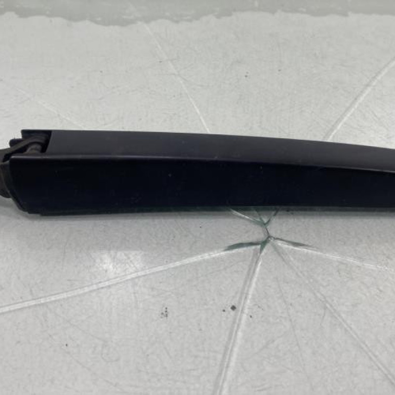 Bras essuie glace arriere VOLKSWAGEN POLO 4 Photo n°3