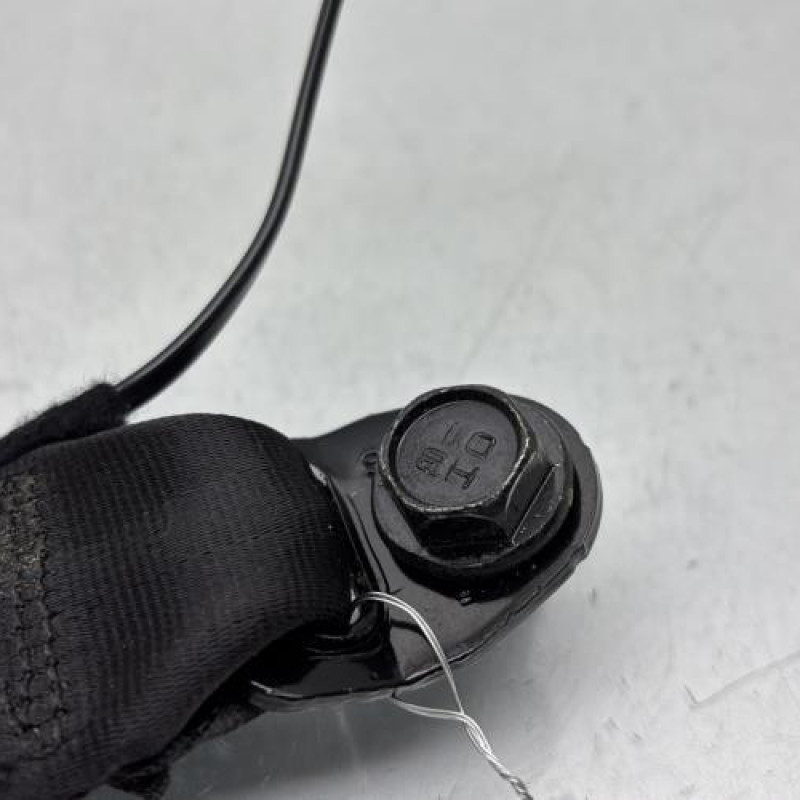 Attache ceinture arriere gauche RENAULT CAPTUR 1 Photo n°2