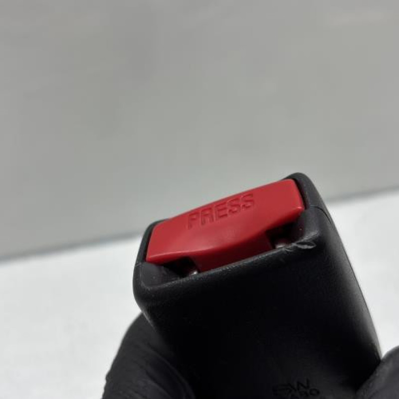 Attache ceinture arriere gauche RENAULT CAPTUR 1 Photo n°5