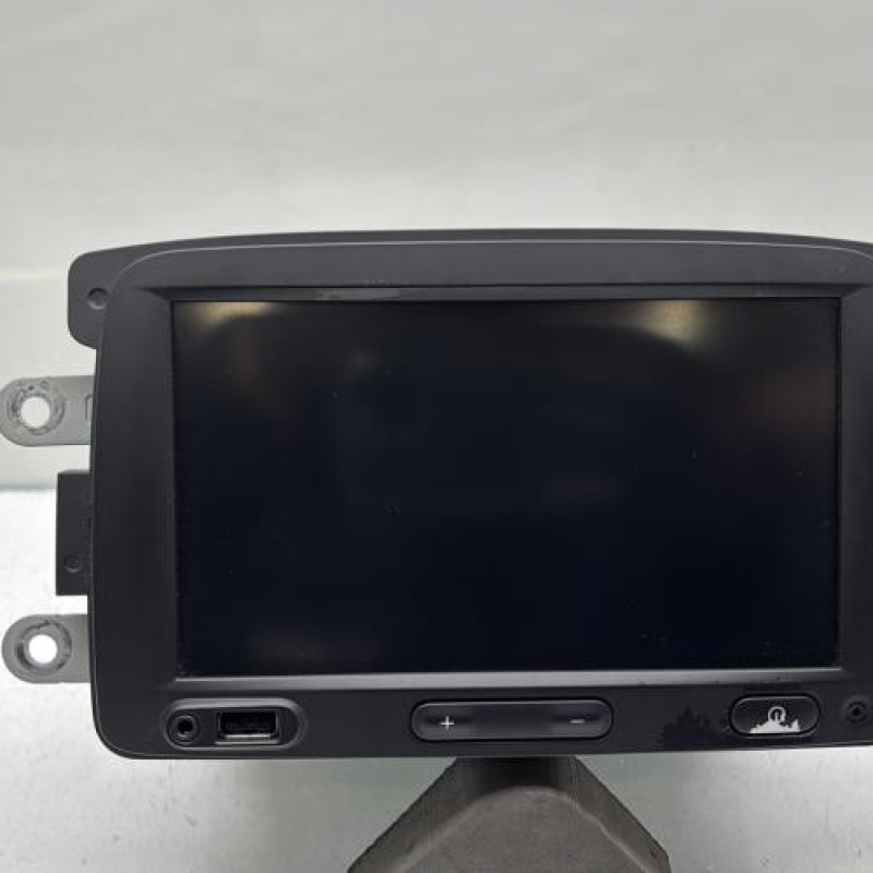 Autoradio d'origine RENAULT CAPTUR 1 Photo n°1