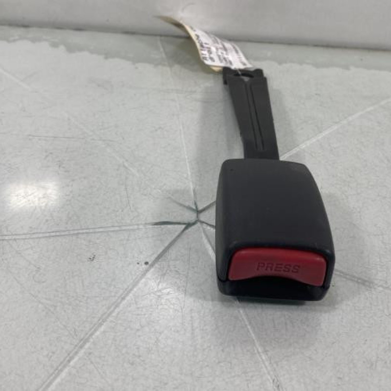 Attache ceinture avant droit TOYOTA YARIS 1 Photo n°3