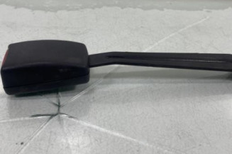 Attache ceinture avant droit TOYOTA YARIS 1