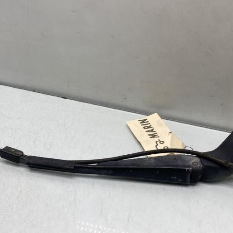 Bras essuie glace arriere MERCEDES VITO 639 Photo n°1