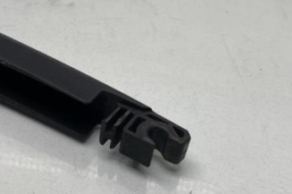 Bras essuie glace arriere TOYOTA AVENSIS 2