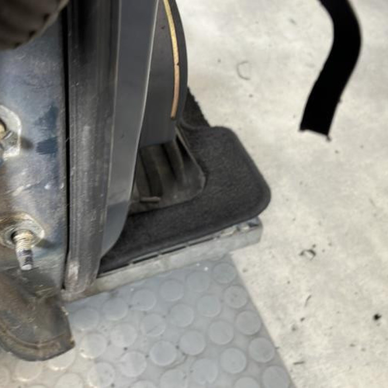 Porte avant droit NISSAN PATHFINDER 2 Photo n°4