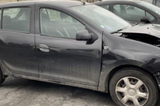 Arret de porte avant droit DACIA SANDERO 2