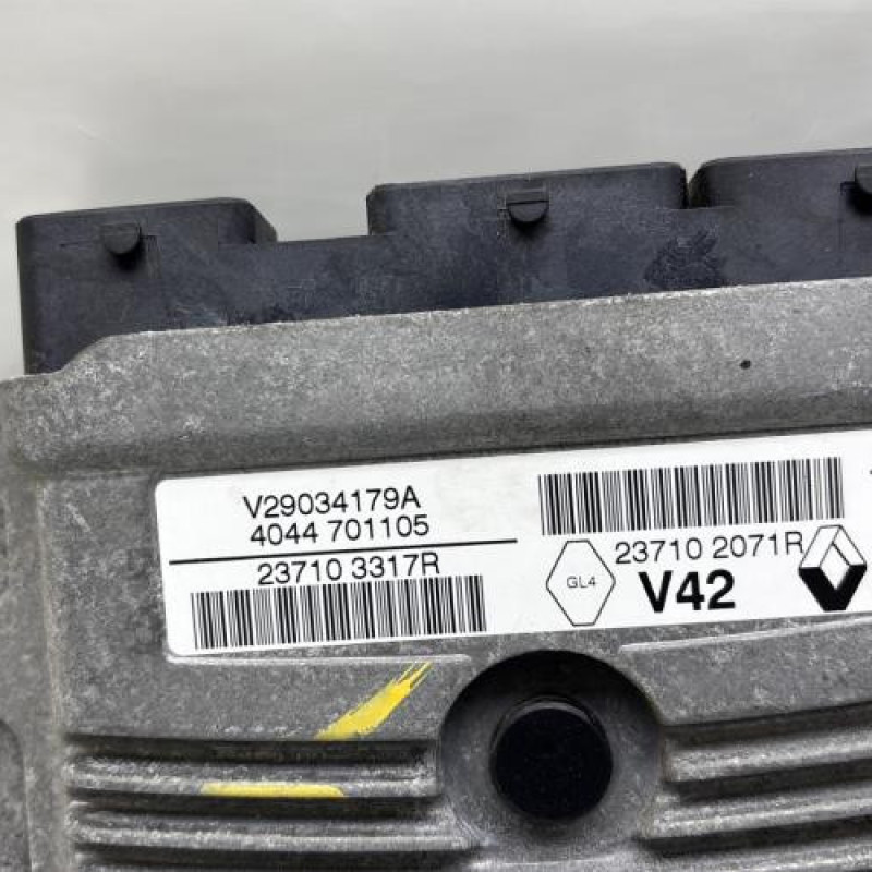 Calculateur moteur DACIA SANDERO 2 Photo n°2