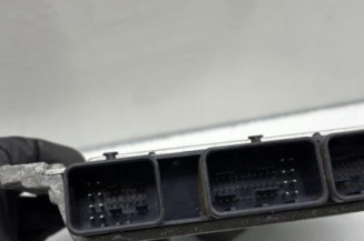 Calculateur moteur DACIA SANDERO 2