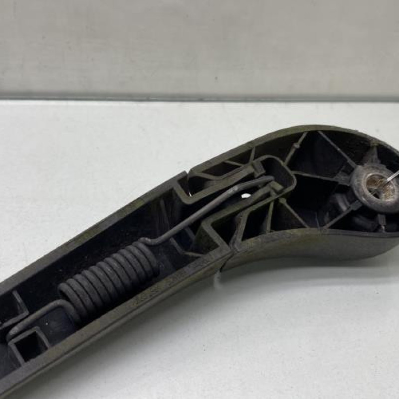 Bras essuie glace arriere RENAULT CLIO 3 Photo n°4