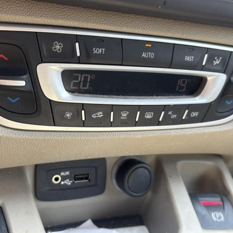 Boitier d'aide au stationnement RENAULT SCENIC 3 Photo n°20