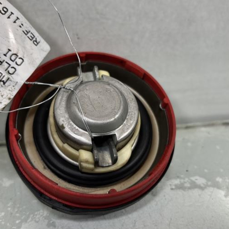 Bouchon de carburant MERCEDES CLASSE CLK 209 Photo n°4