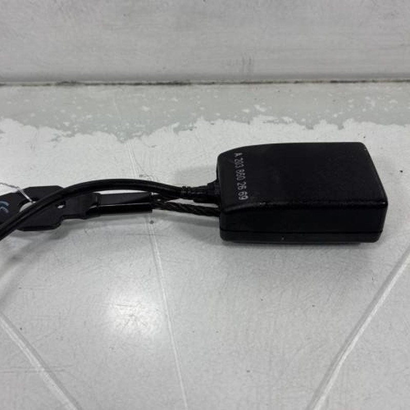 Attache ceinture avant gauche MERCEDES CLASSE CLK 209 Photo n°4