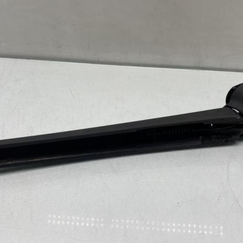 Bras essuie glace arriere VOLKSWAGEN GOLF 5 Photo n°2