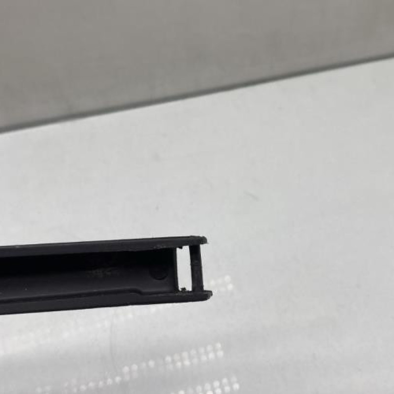 Bras essuie glace arriere VOLKSWAGEN GOLF 5 Photo n°4
