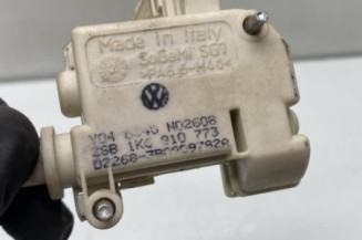 Actionneur verrou trappe d'essence VOLKSWAGEN GOLF 5