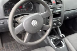 Actionneur verrou trappe d'essence VOLKSWAGEN GOLF 5