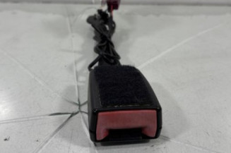 Attache ceinture avant droit FORD FIESTA 6