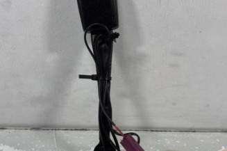 Attache ceinture avant gauche FORD FIESTA 6 Photo n°1