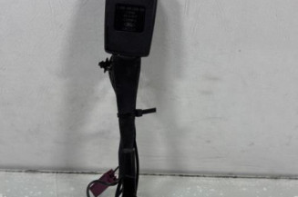 Attache ceinture avant gauche FORD FIESTA 6
