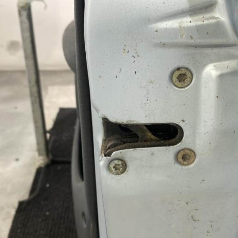 Porte avant droit PEUGEOT 106 Photo n°4