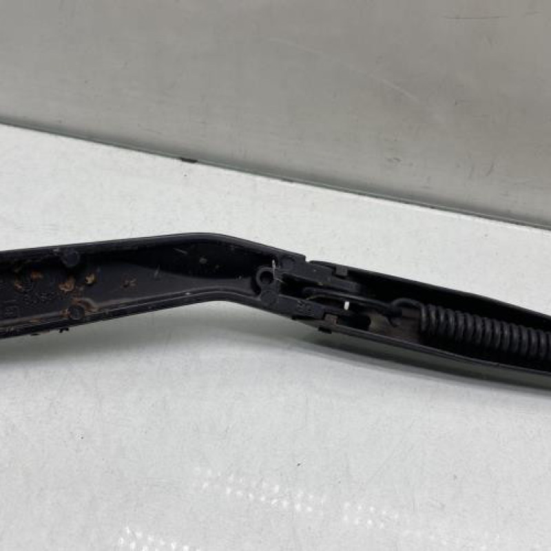 Bras essuie glace avant gauche VOLKSWAGEN POLO 4 Photo n°3