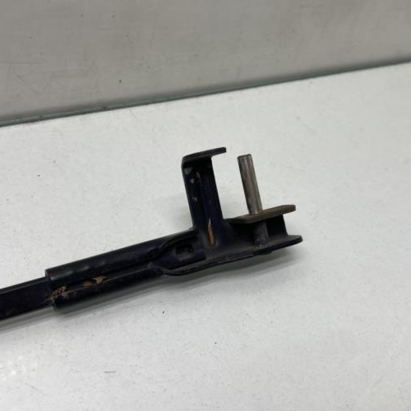 Bras essuie glace avant gauche VOLKSWAGEN POLO 4 Photo n°4