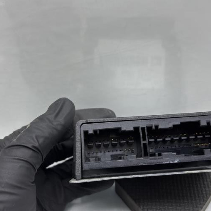 Boitier air bag PEUGEOT 208 1 Photo n°3